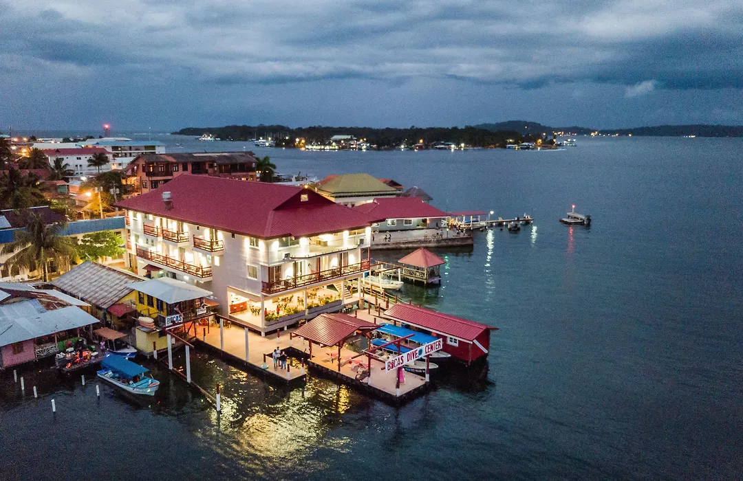 Divers Paradise Boutique Hotel-1